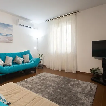 Location & Downtown Park Apartamento Split